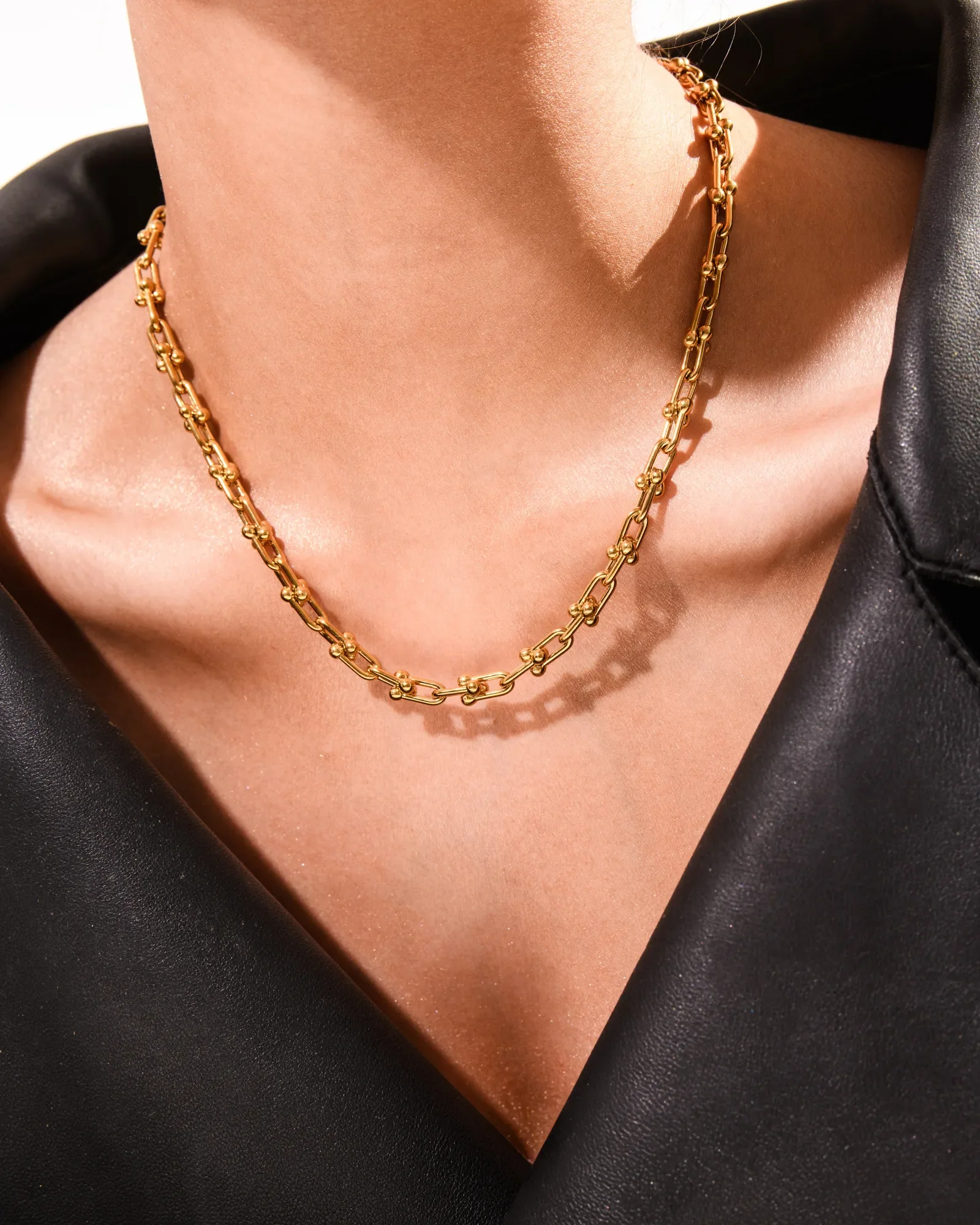 Allure Necklace Gold - Image 3