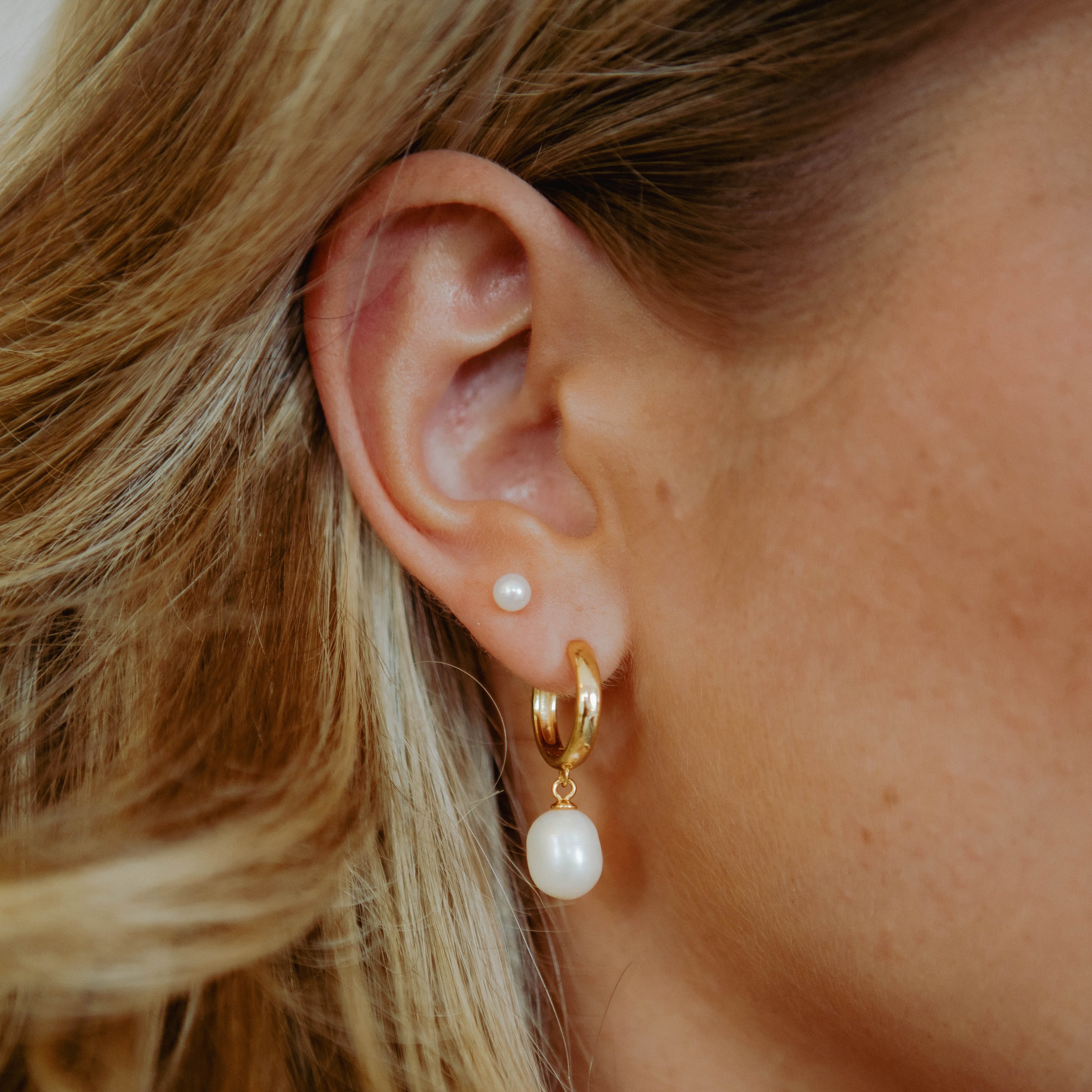 Fine Pearl Stud Earrings Silver - Image 5