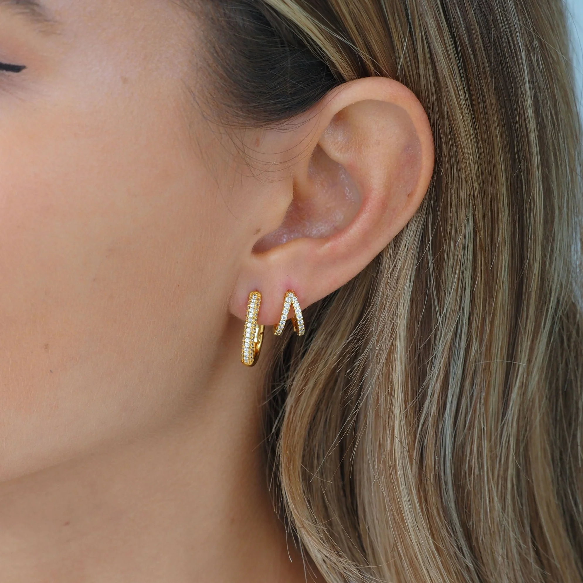 Symmetrical Hoops in Gold - Image 10