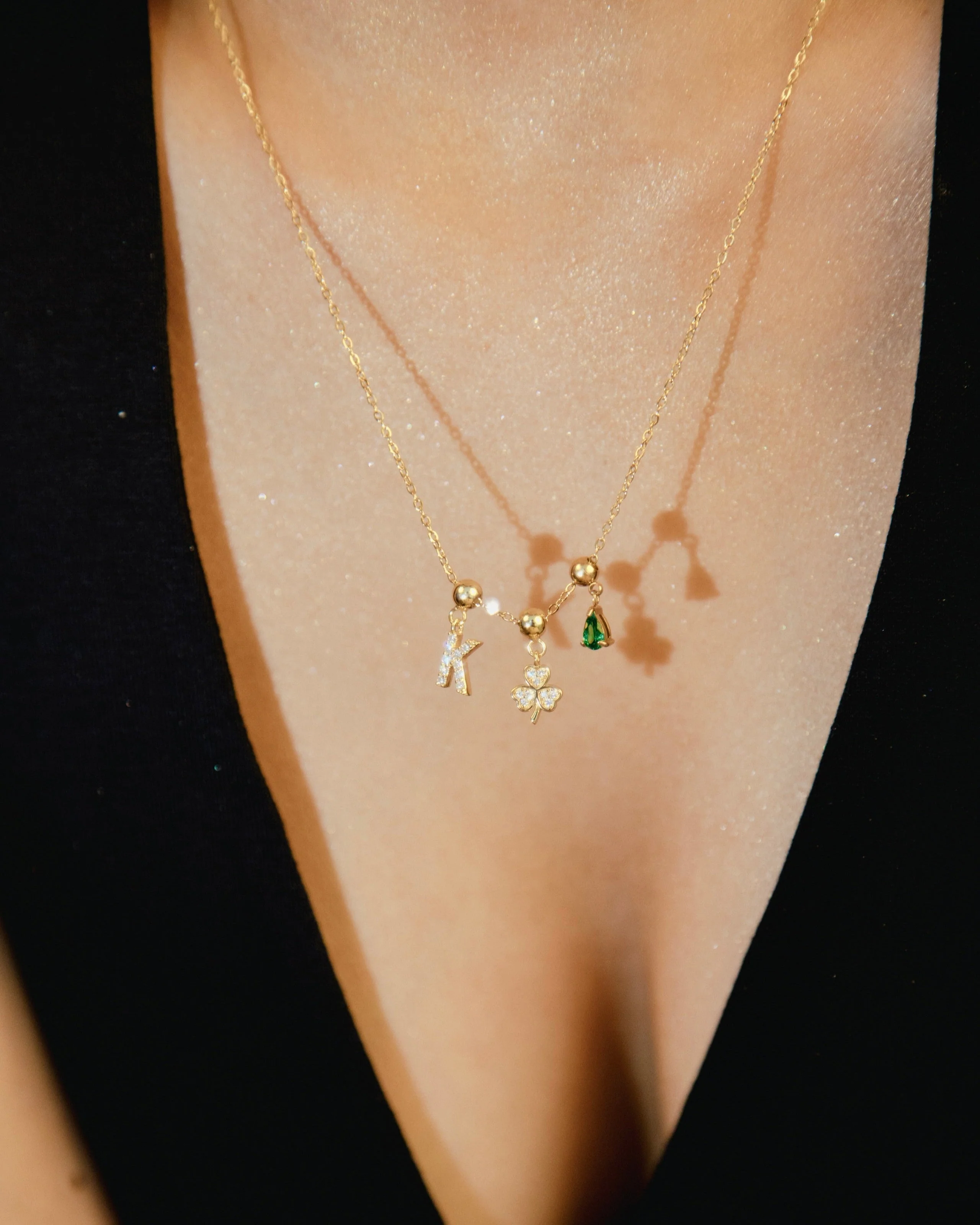 W Lucky Emerald Charm Necklace Gold - Image 2